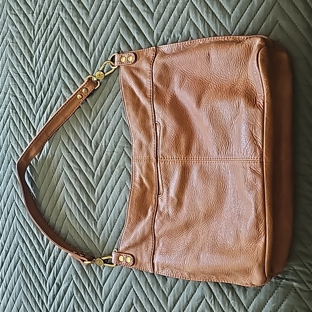 Hobo Brand Saddle Brown Leather handbag...